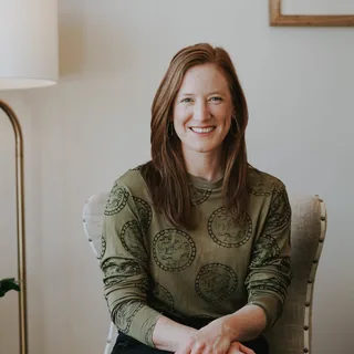 McKenzie Mescon, (peri)menopause practitioner