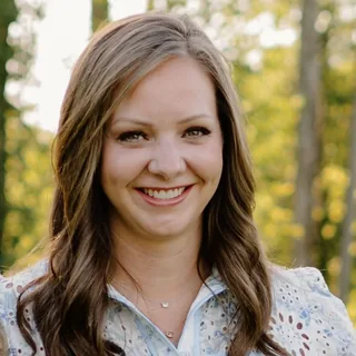 Ashley Romero Parich, (peri)menopause practitioner