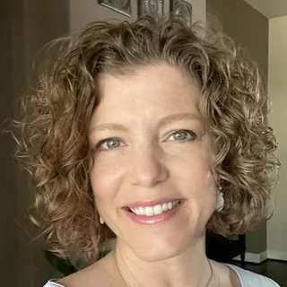 Steffany Mock, (peri)menopause practitioner
