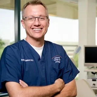 Roscoe Scott Nelson, (peri)menopause practitioner