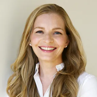 Annie Weiss, (peri)menopause practitioner