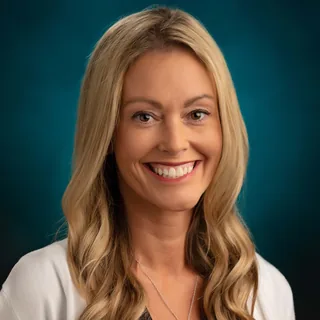 Loralee Donnelly, (peri)menopause practitioner