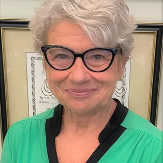 Linda S. Winegardner, (peri)menopause practitioner
