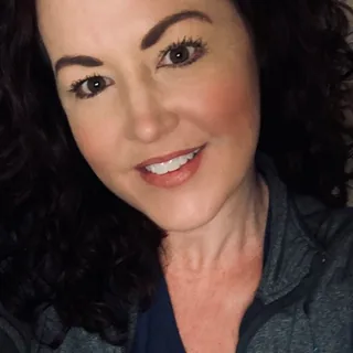 Brittany Burns-Vu, (peri)menopause practitioner