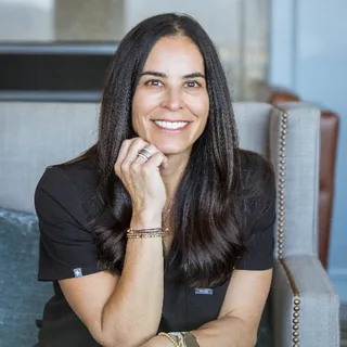 Amy Garza, (peri)menopause practitioner