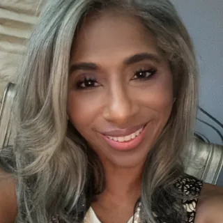 Tracey N. Sylvester, (peri)menopause practitioner