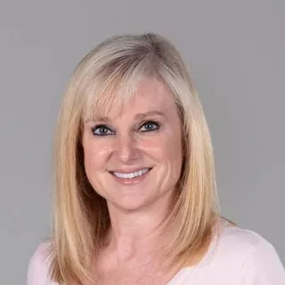 Taasha N. Guillemette, (peri)menopause practitioner