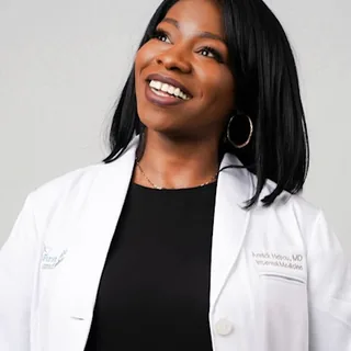 Annick Hebou, (peri)menopause practitioner