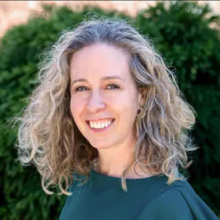 Shannon Cothran, (peri)menopause practitioner
