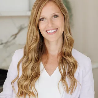 Nicole Edgar, (peri)menopause practitioner