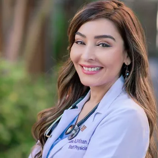 Uzma A.R Khan, (peri)menopause practitioner