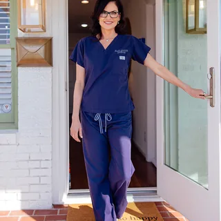 Mary Claire Haver, (peri)menopause practitioner