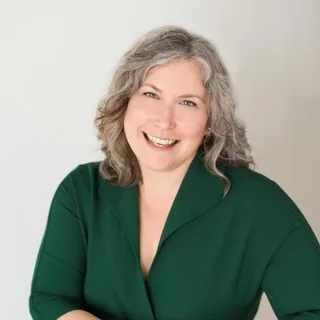 Maureen Slattery, (peri)menopause practitioner