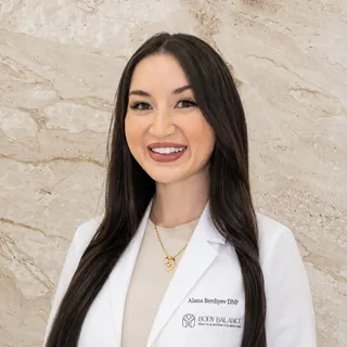 Alana Berdiyev, (peri)menopause practitioner