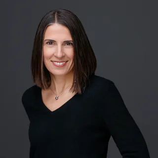 Gina Woods, (peri)menopause practitioner