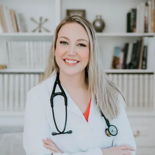 Rena Mattingly, (peri)menopause practitioner