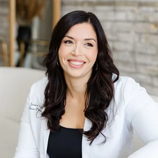 Jessica Caceres, (peri)menopause practitioner