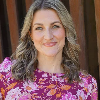 Kaley A. Bourgeois, (peri)menopause practitioner
